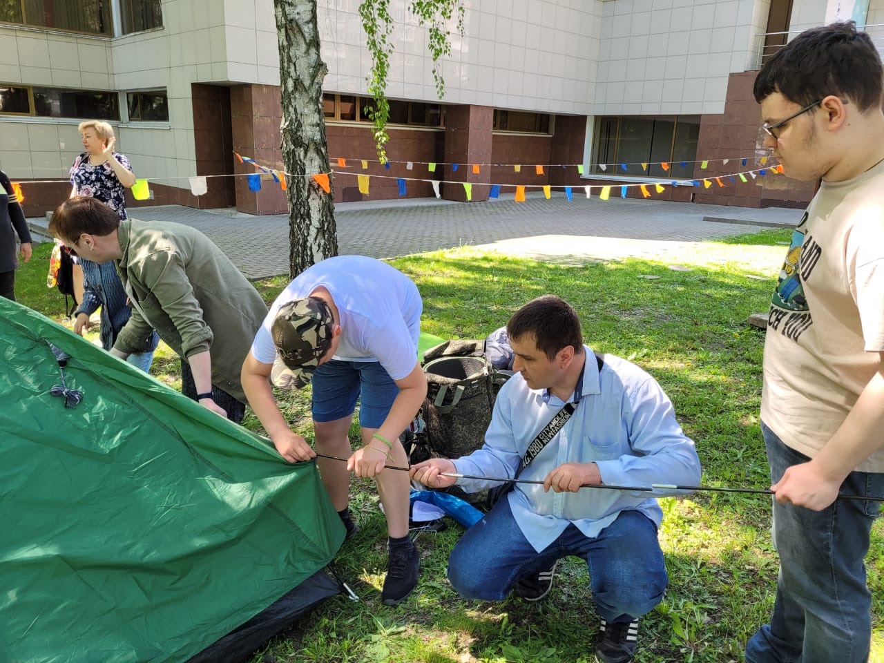 IMG ae284b37079bb724378e824d133a8377 V