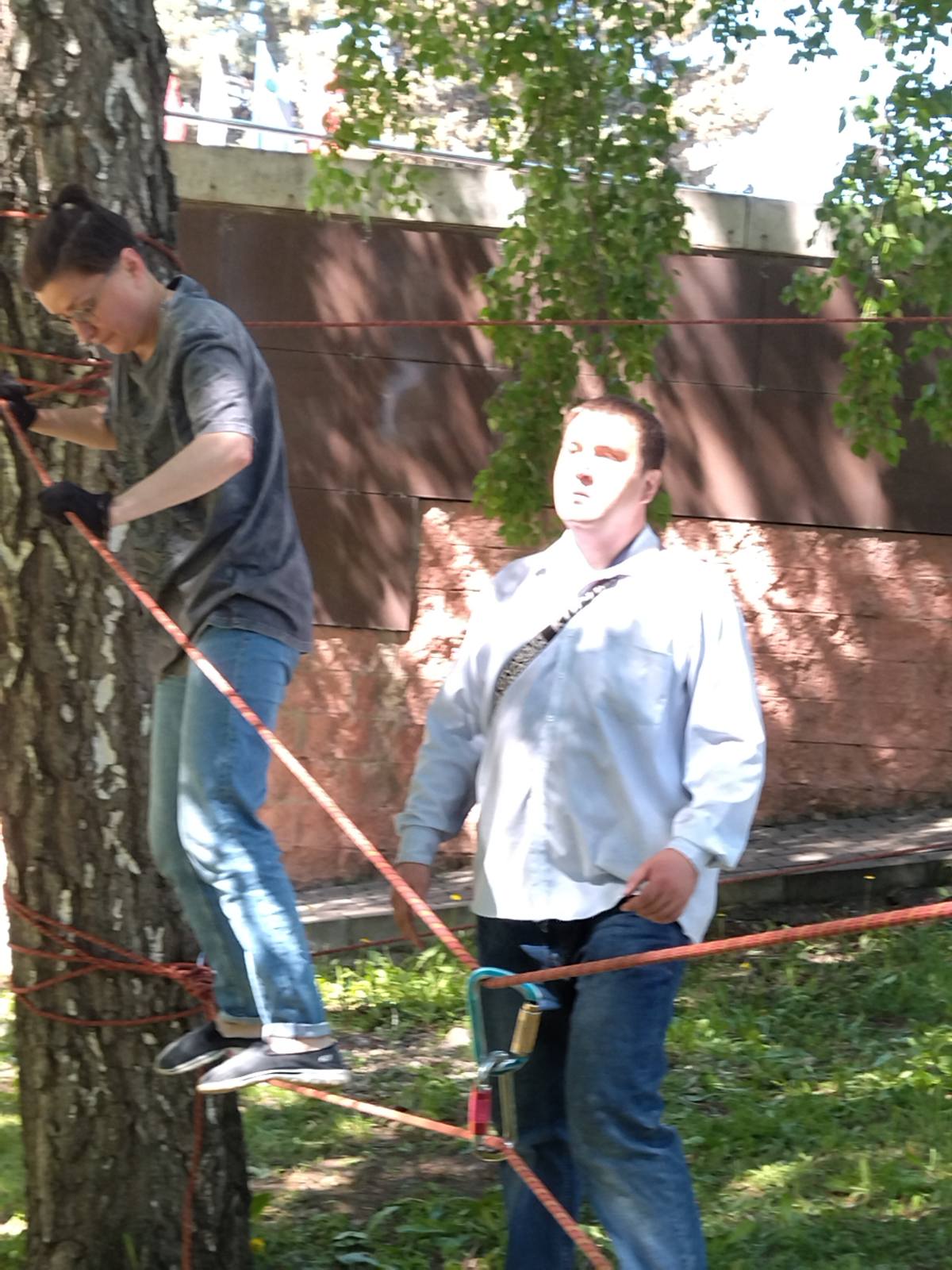 IMG f6ba69c2ee2bf7c772c8021e922cb5ed V