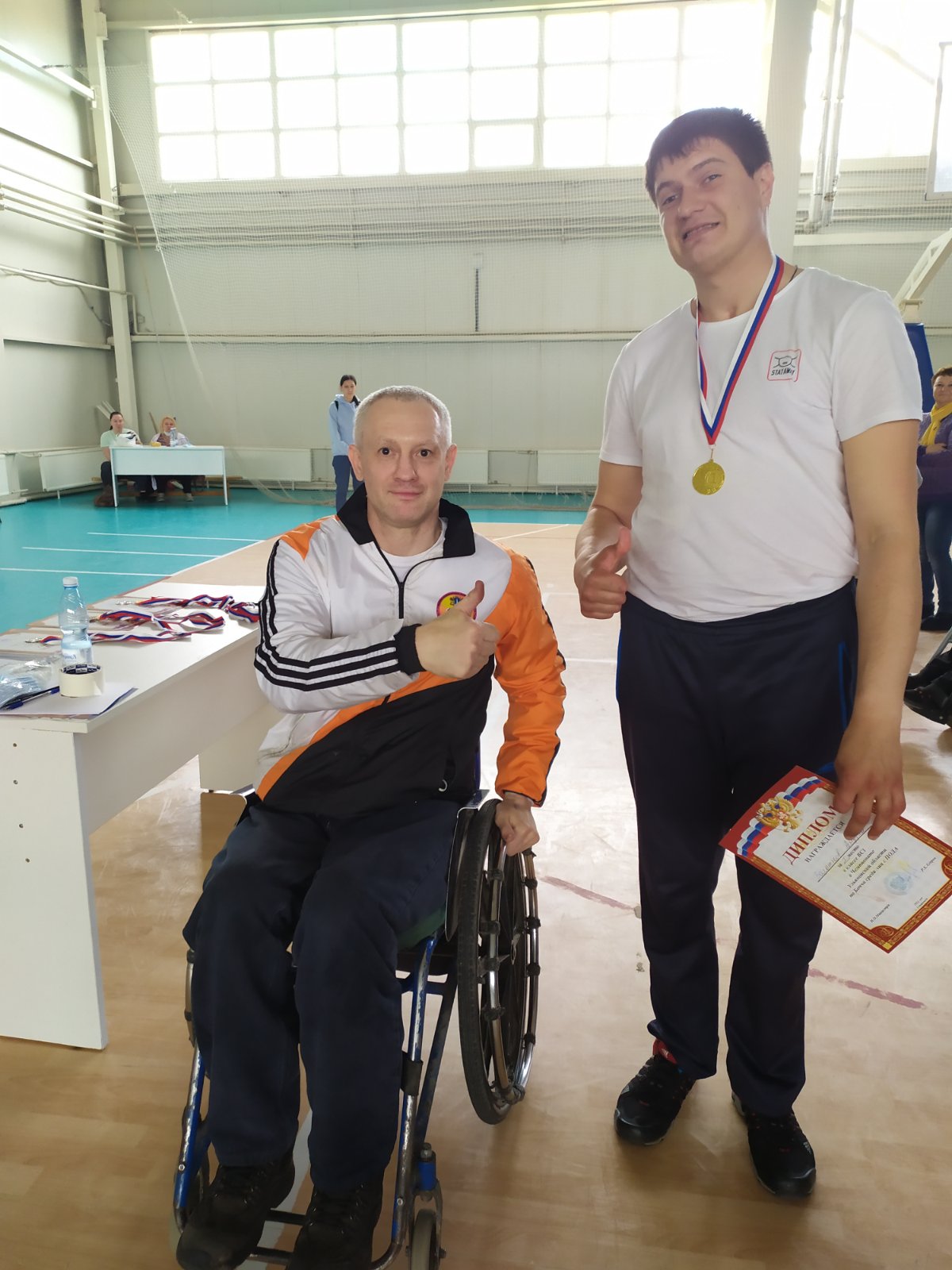 IMG 115e2d525fc2cb272d4dc0176be2f8e0 V